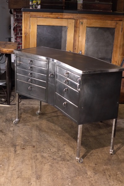 meuble de dentiste vintage design